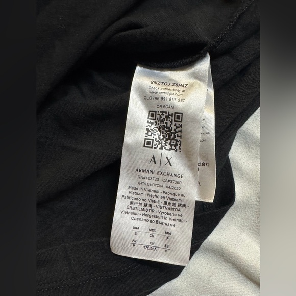 Armani Exchange Men's T-Shirt - Picture 3 of 4